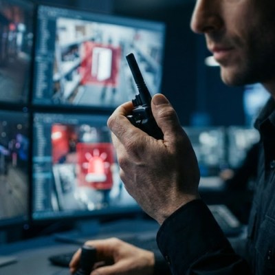 La Distanza non Protegge il Caos: Tempestività e Giustizia tra la Sardegna e “The Equalizer”